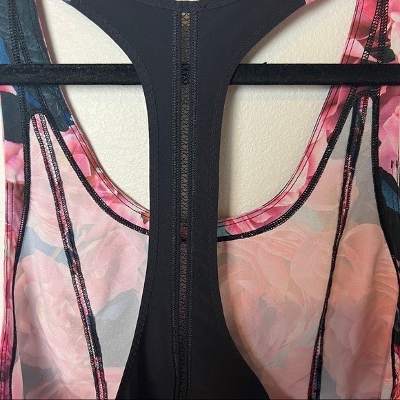 Lululemon Lightened Up Singlet Tank - Picture 4 of 5